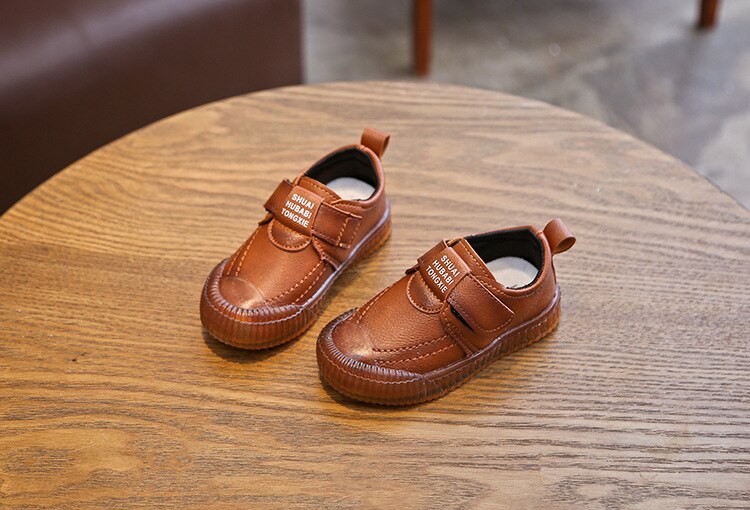 Toddler's Leather Sneakers