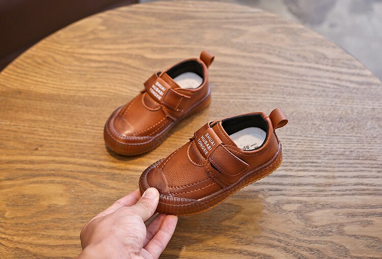 Toddler's Leather Sneakers