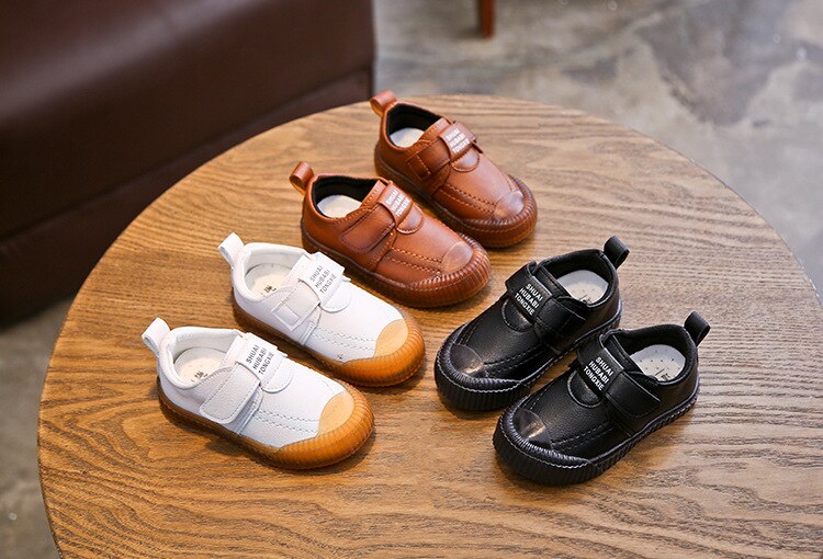 Toddler's Leather Sneakers